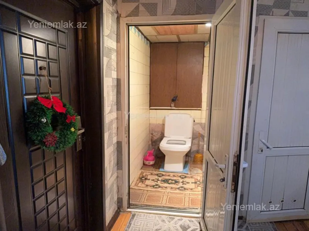 Satılır 2 otaqlı köhnə tikili 65 m²