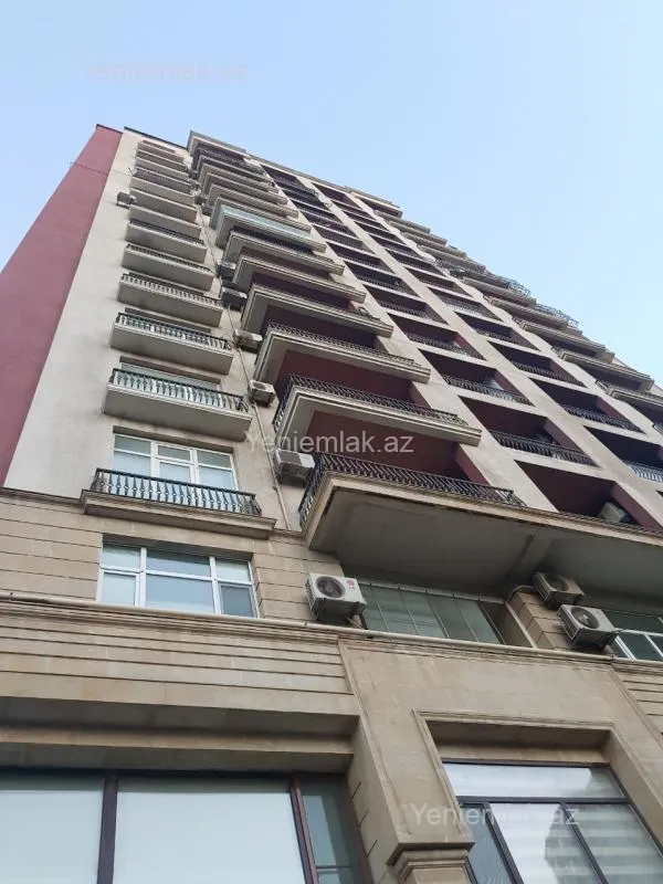 Satılır 3 otaqlı yeni tikili 127 m²