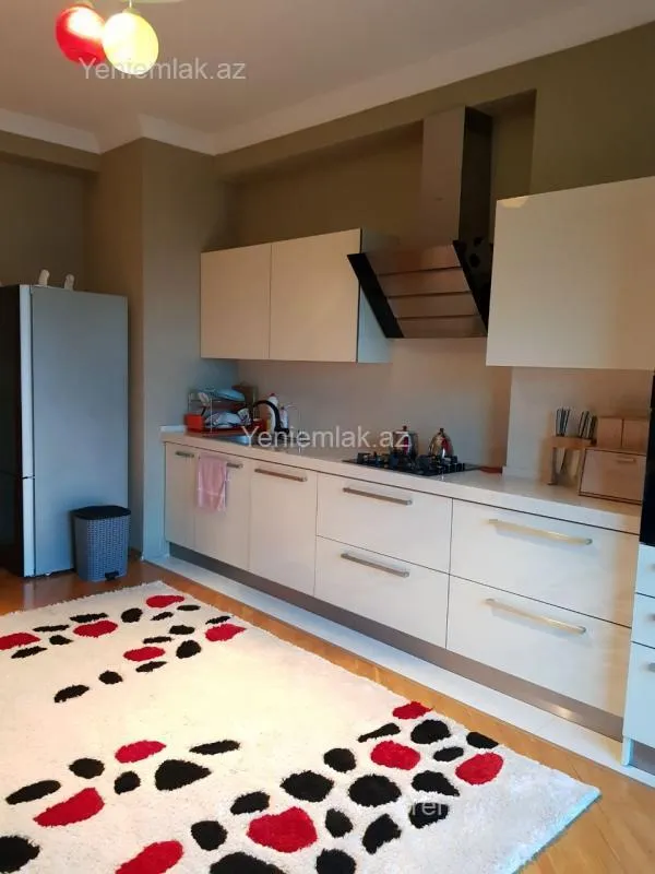 Satılır 3 otaqlı yeni tikili 127 m²