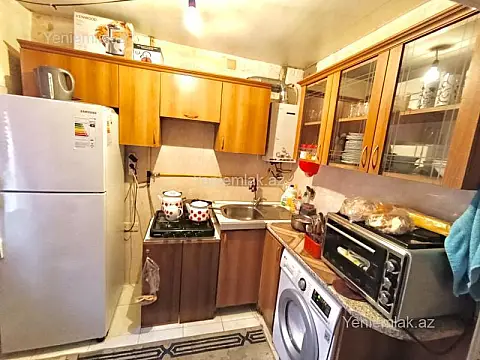 Satılır 1 otaqlı köhnə tikili 30 m²