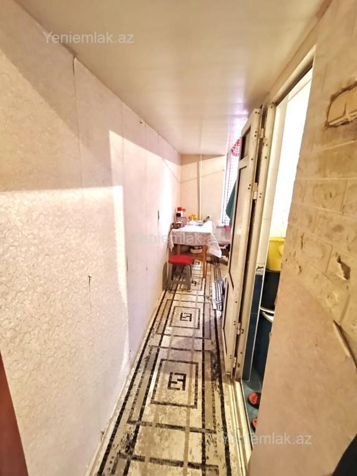 Satılır 1 otaqlı köhnə tikili 30 m²