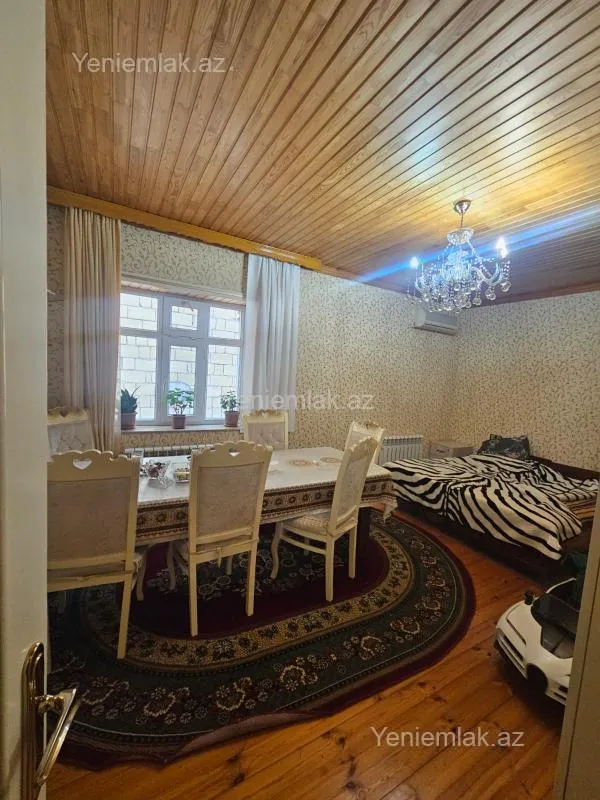 Satılır 4 otaqlı həyət evi 100 m²
