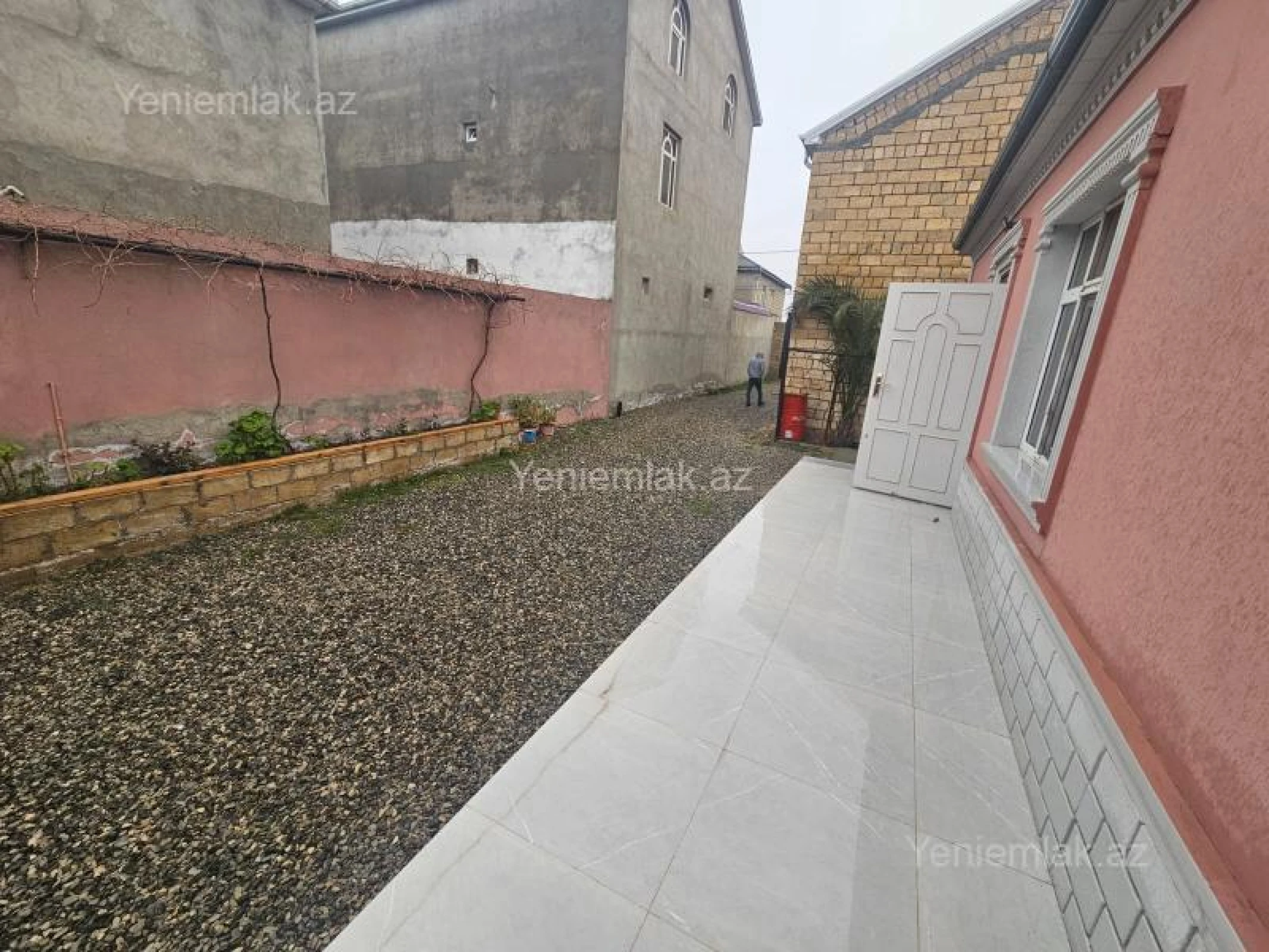Satılır 4 otaqlı həyət evi 100 m²
