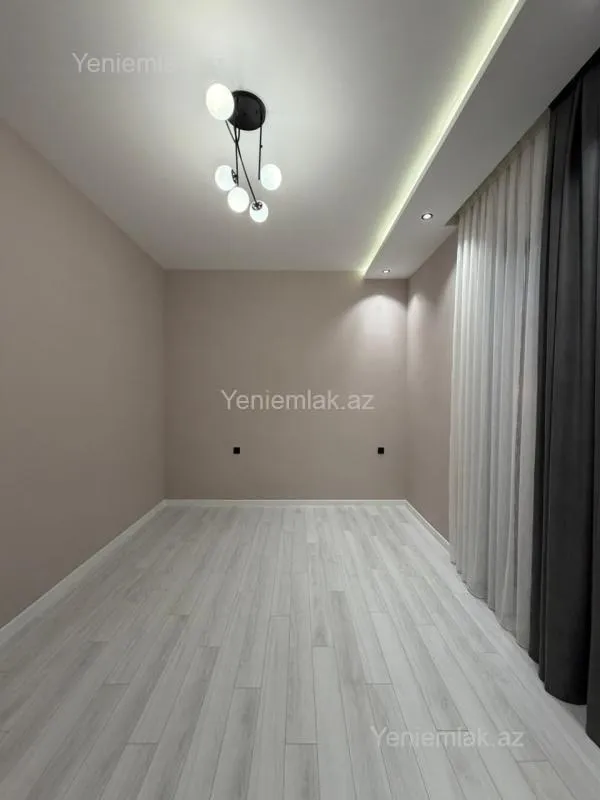 Satılır 4 otaqlı həyət evi 140 m²
