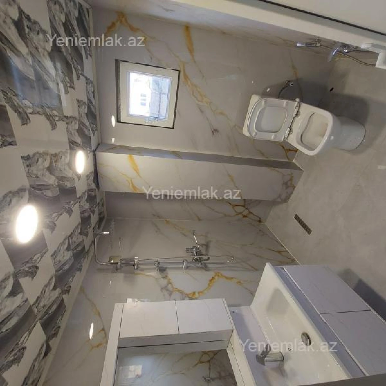 Satılır 5 otaqlı həyət evi 140 m²