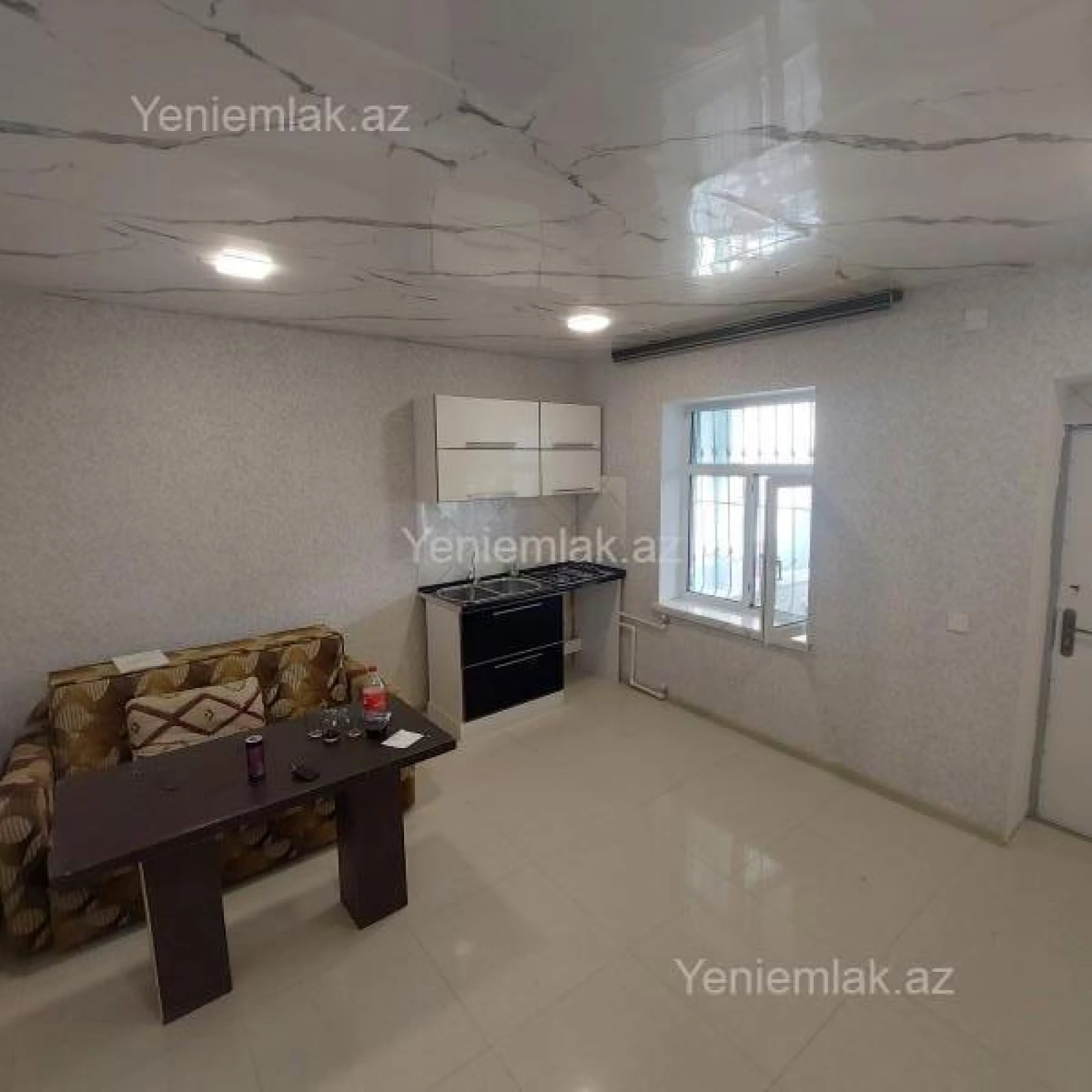 Satılır 5 otaqlı həyət evi 140 m²