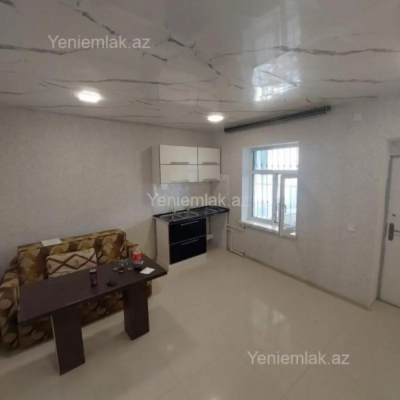 Satılır 5 otaqlı həyət evi 140 m²