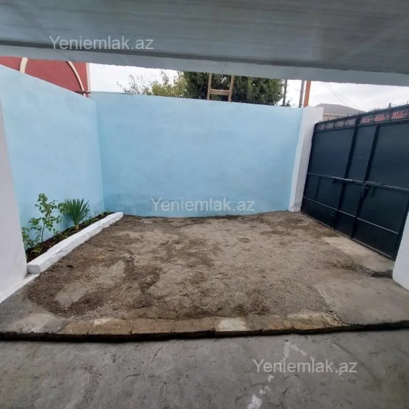 Satılır 5 otaqlı həyət evi 140 m²