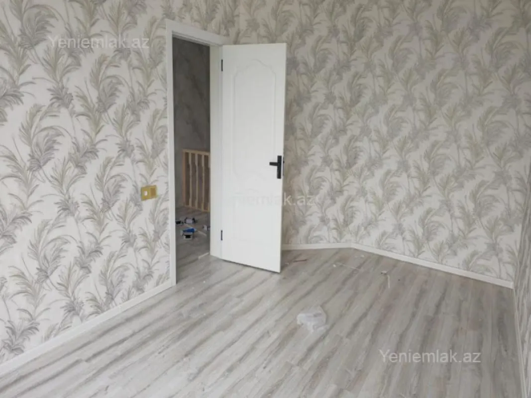 Satılır 4 otaqlı həyət evi 160 m²