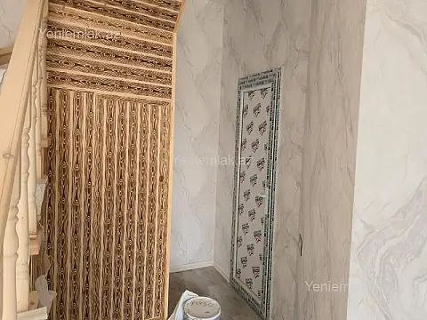 Satılır 4 otaqlı həyət evi 160 m²