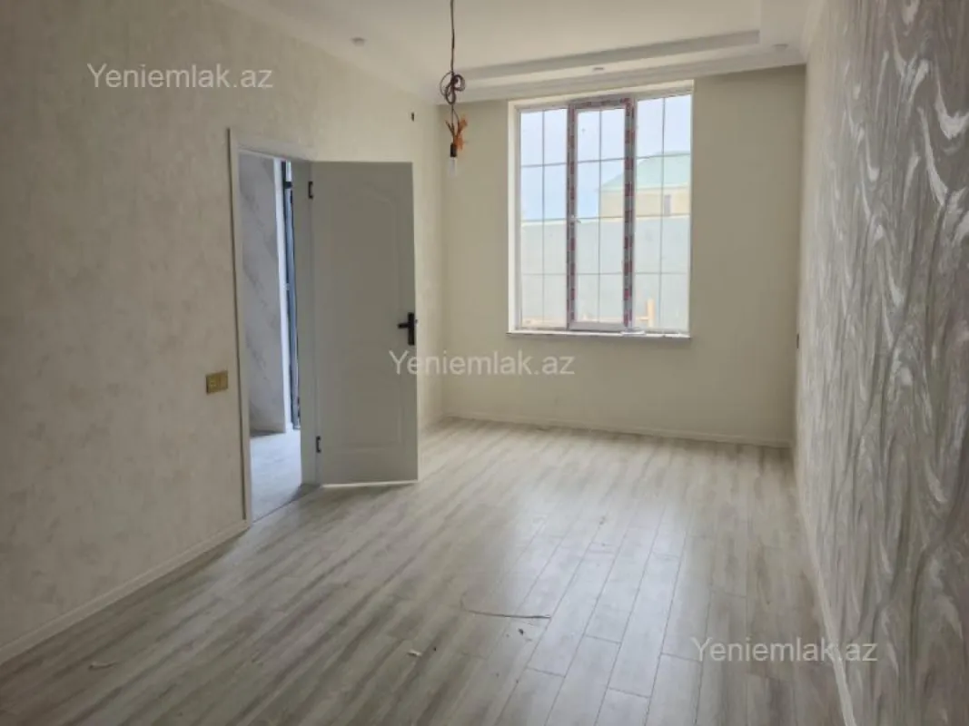 Satılır 4 otaqlı həyət evi 160 m²