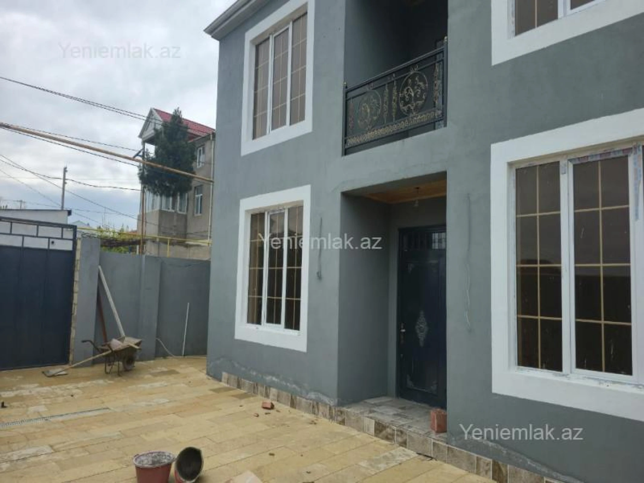 Satılır 4 otaqlı həyət evi 160 m²