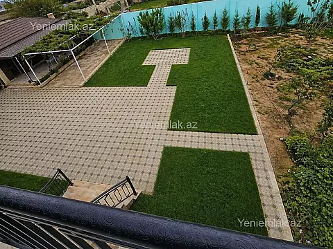 Satılır 11 otaqlı həyət evi 450 m²