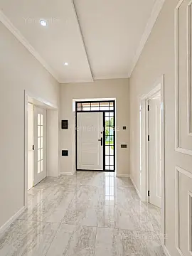Satılır 11 otaqlı həyət evi 450 m²