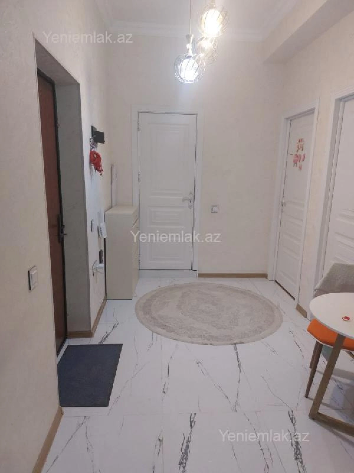 Satılır 2 otaqlı yeni tikili 74 m²