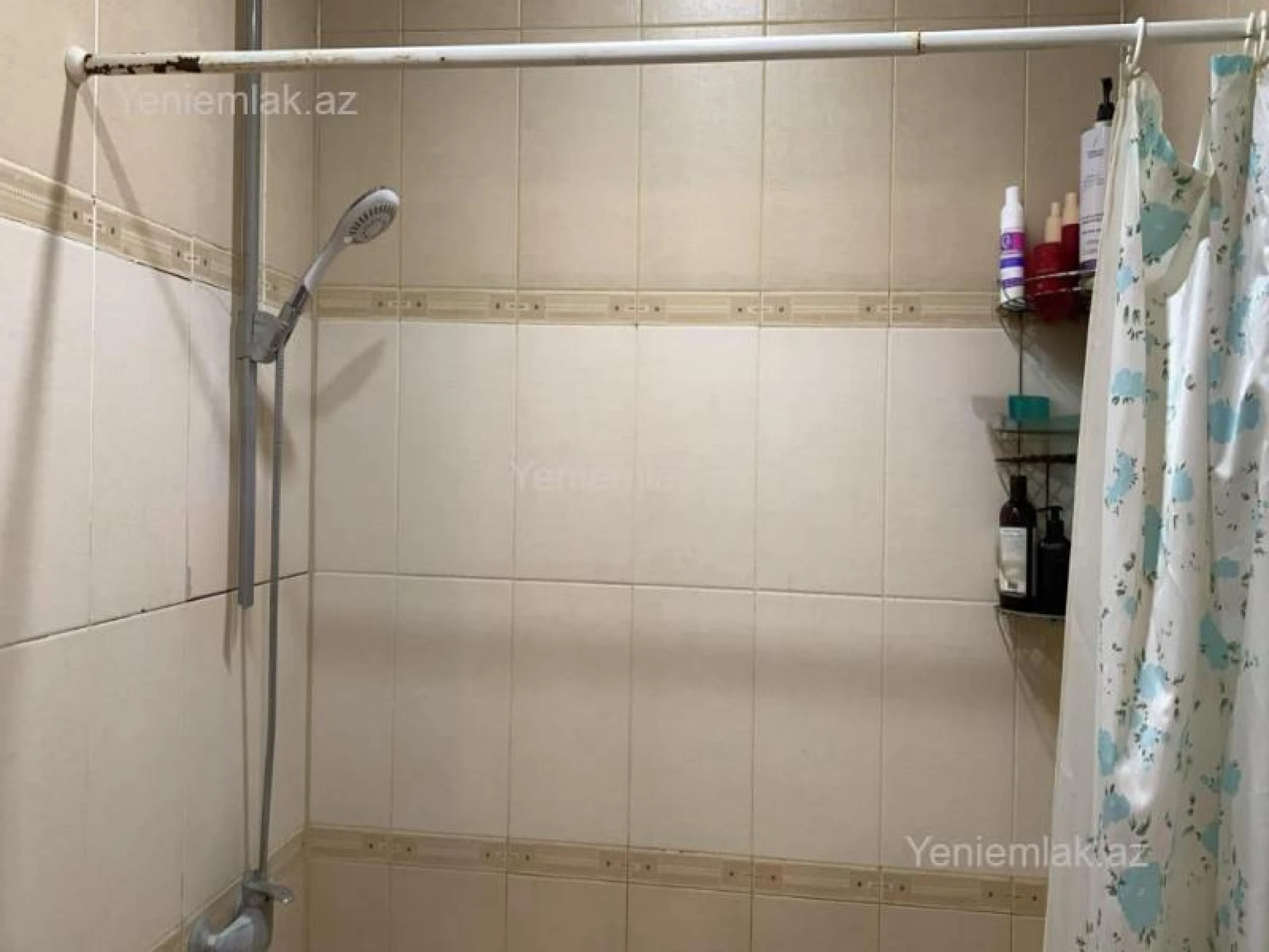 Satılır 2 otaqlı yeni tikili 100 m²
