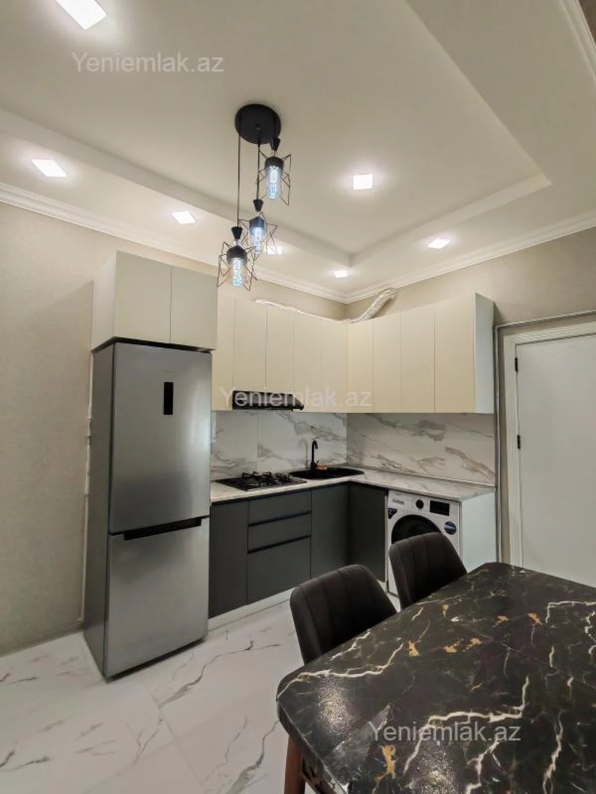 Satılır 3 otaqlı yeni tikili 76 m²