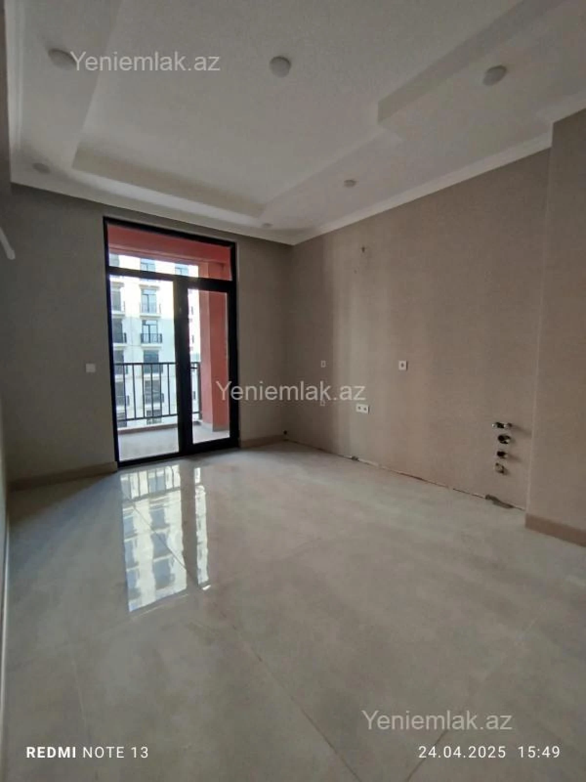 Satılır 2 otaqlı yeni tikili 87 m²
