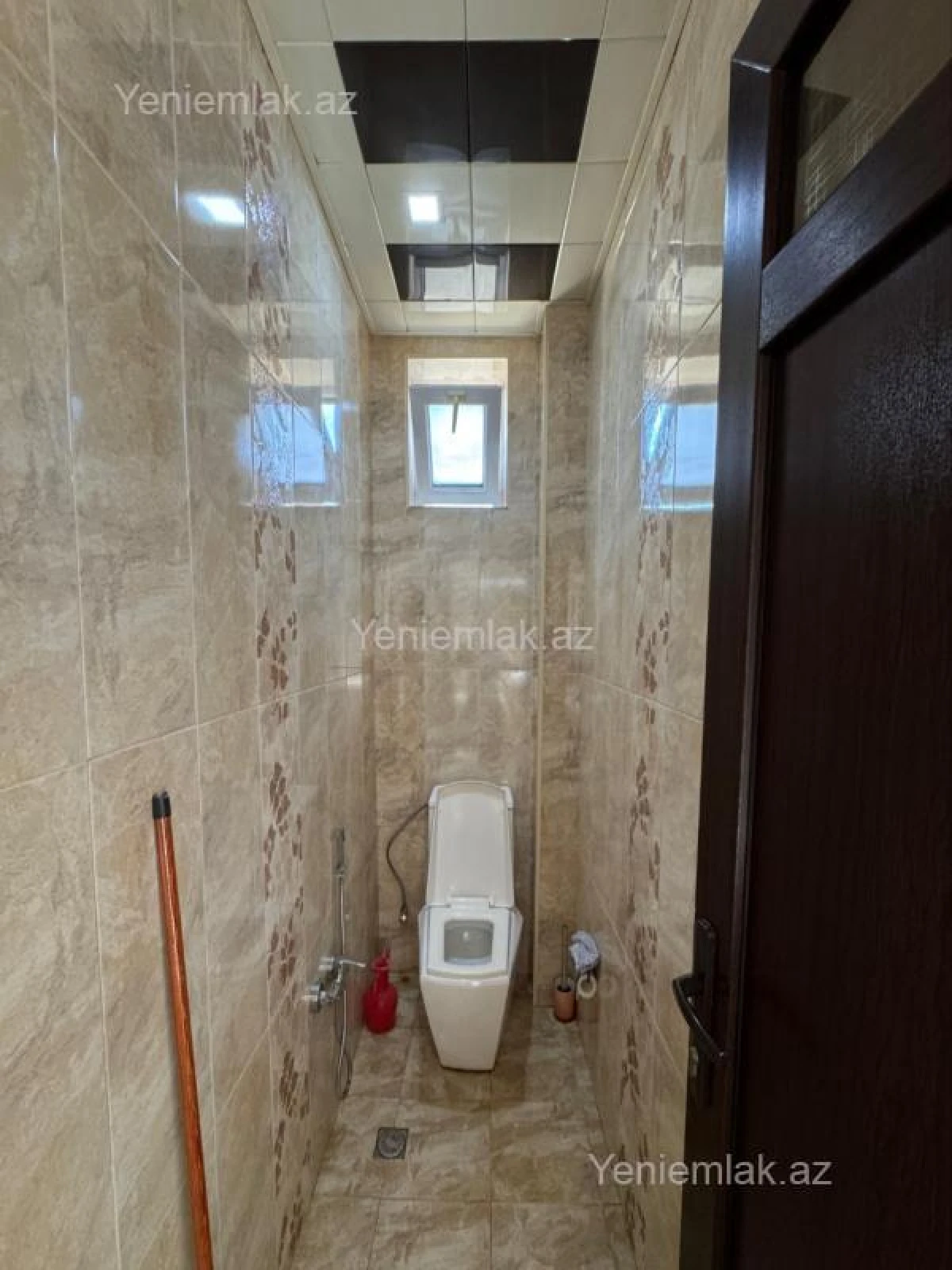 Satılır 6 otaqlı həyət evi 260 m²