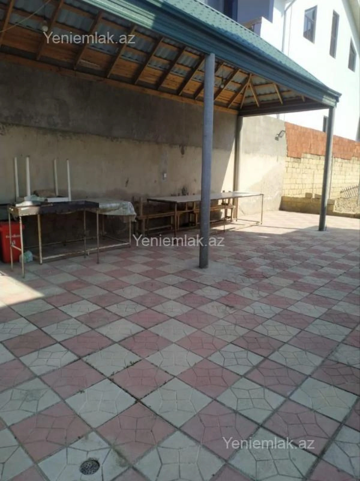 Satılır 6 otaqlı həyət evi 260 m²