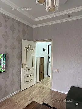 Satılır 2 otaqlı köhnə tikili 40 m²