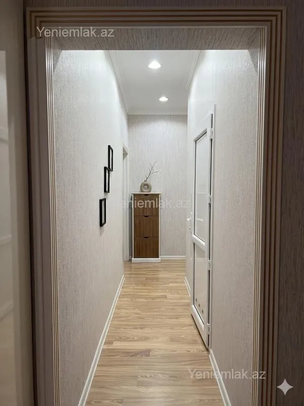 Satılır 2 otaqlı köhnə tikili 40 m²