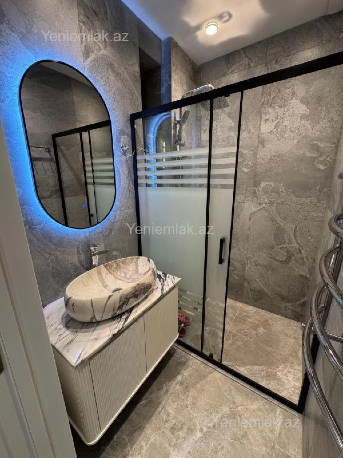 Satılır 2 otaqlı yeni tikili 80 m²