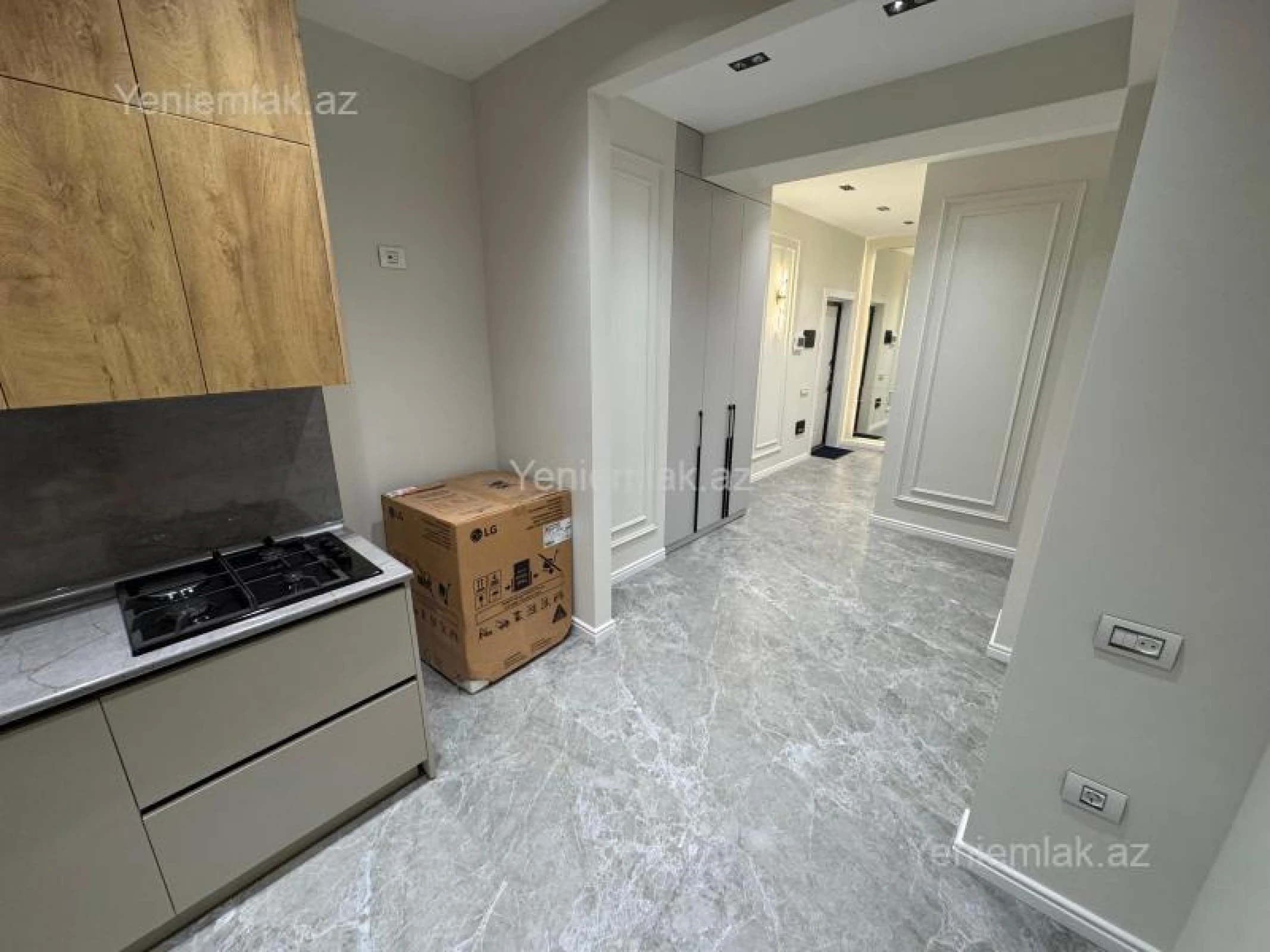 Satılır 2 otaqlı yeni tikili 80 m²