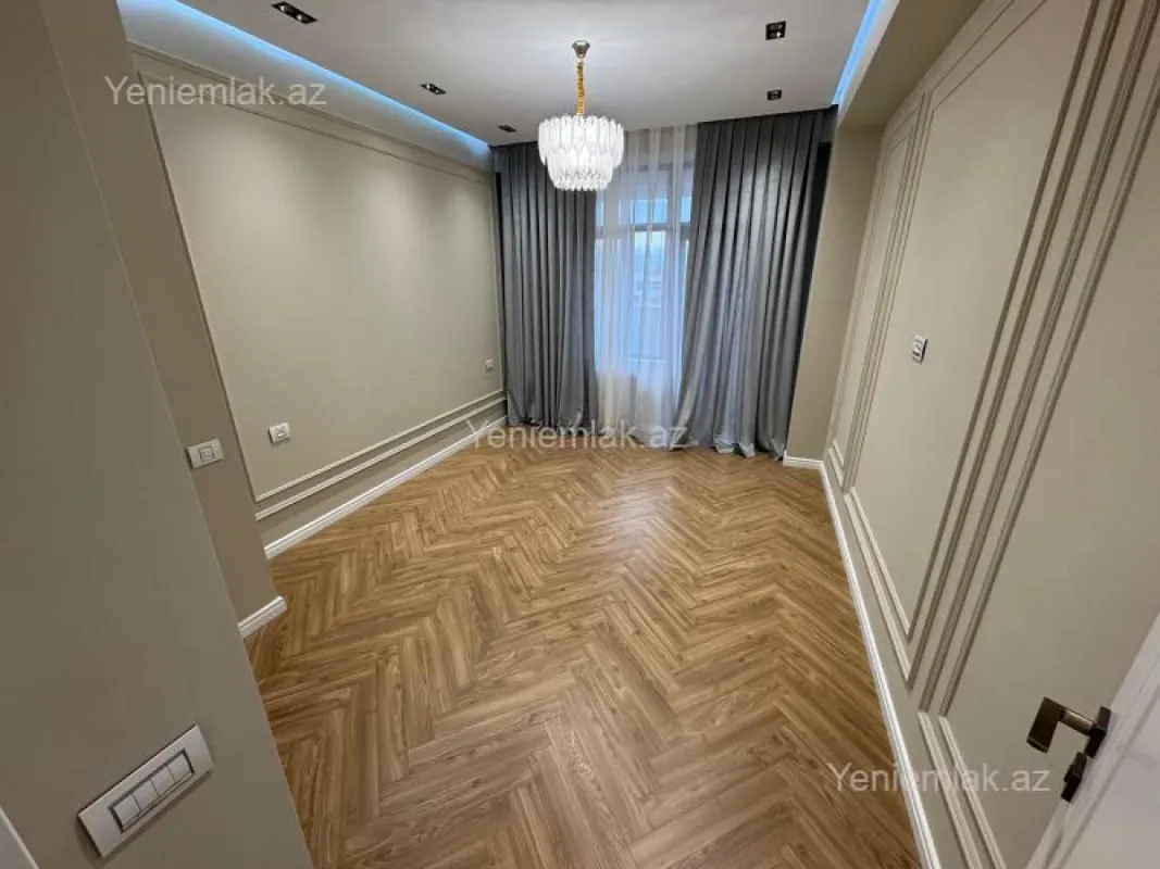Satılır 2 otaqlı yeni tikili 80 m²