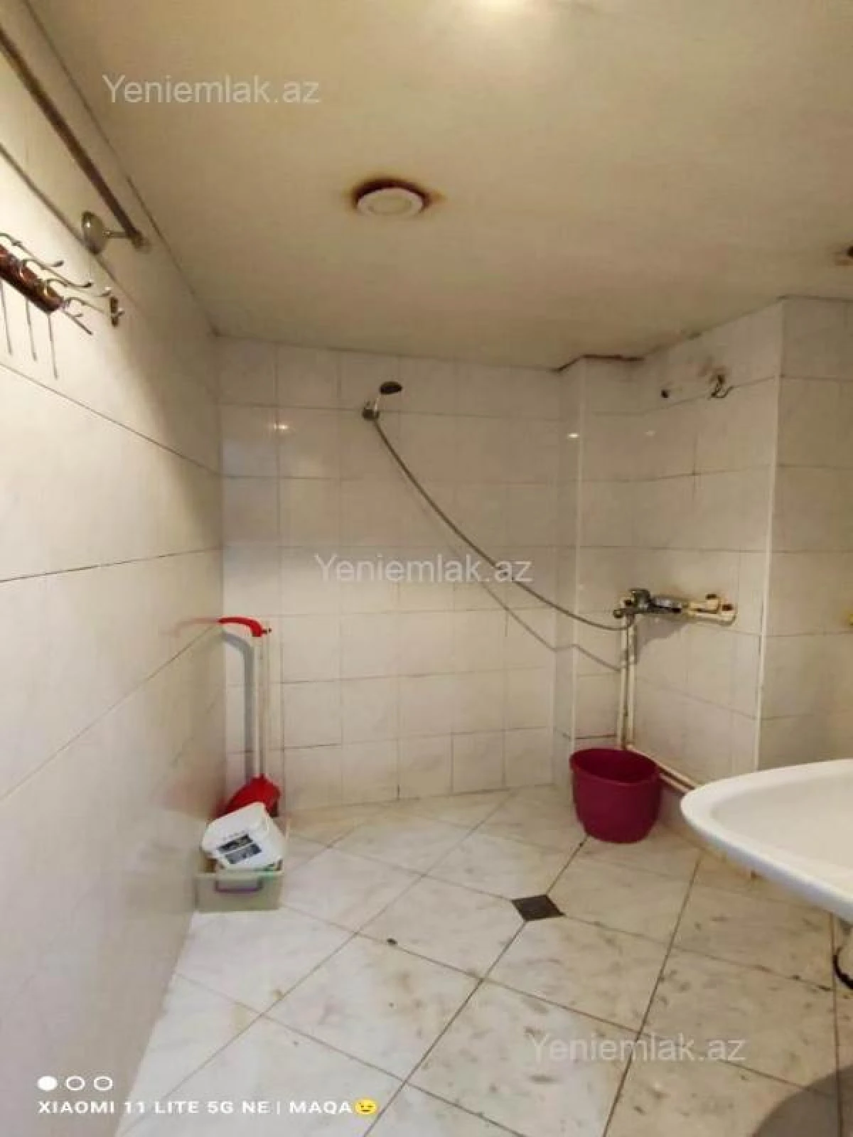 Satılır 2 otaqlı köhnə tikili 55 m²