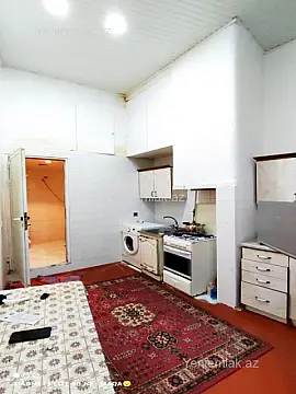 Satılır 2 otaqlı köhnə tikili 55 m²