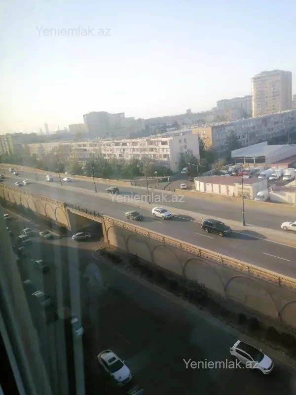 Satılır 3 otaqlı köhnə tikili 90 m²