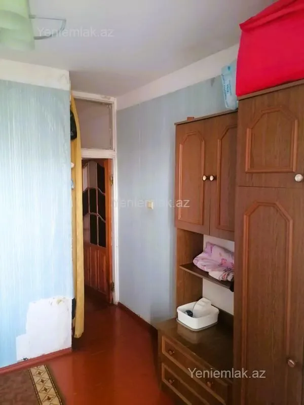 Satılır 3 otaqlı köhnə tikili 90 m²