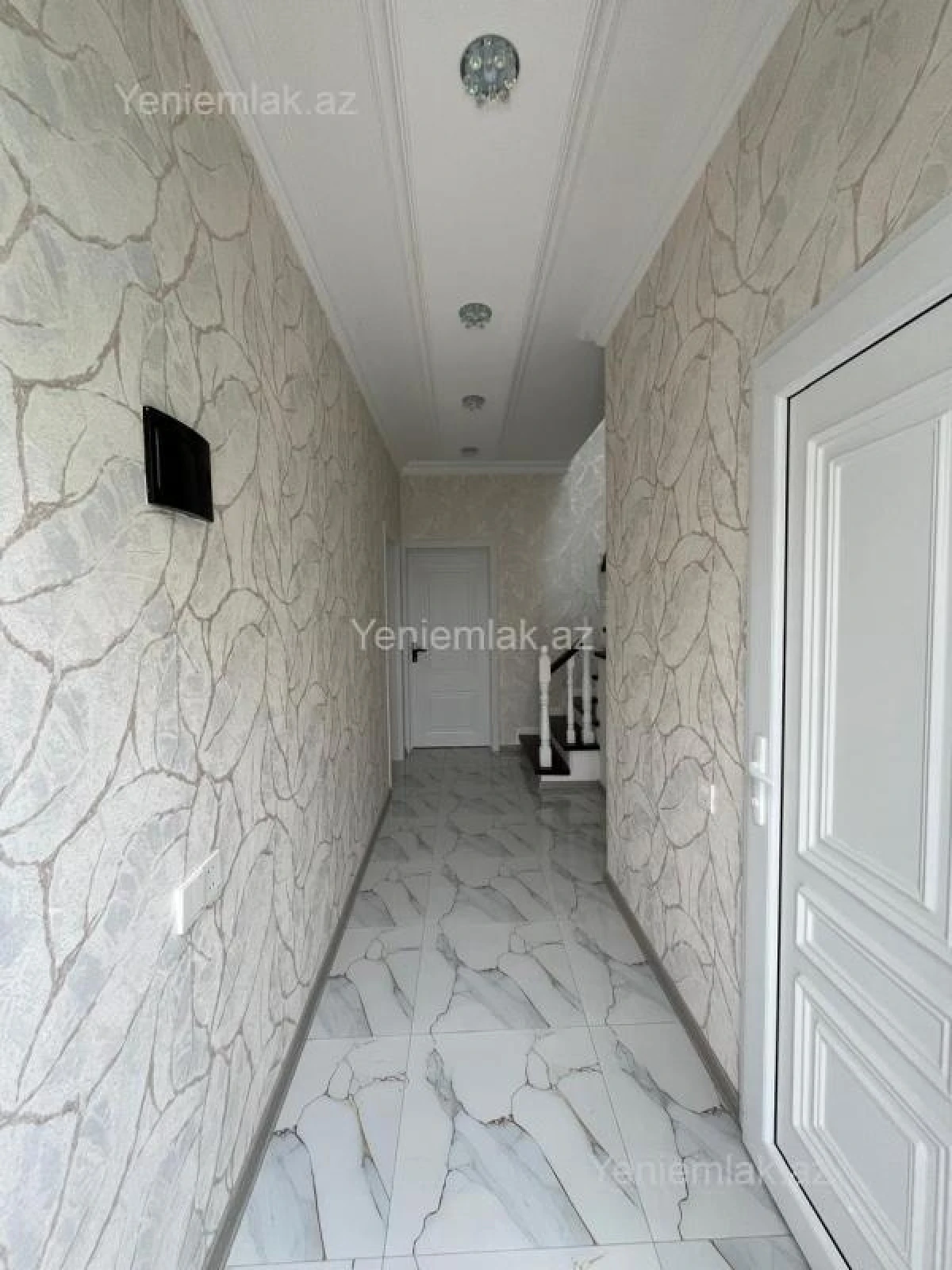 Satılır 4 otaqlı həyət evi 140 m²