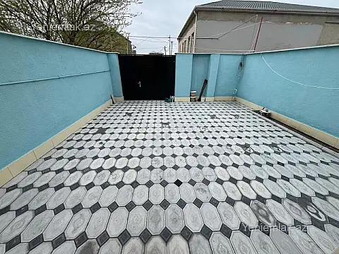 Satılır 4 otaqlı həyət evi 140 m²