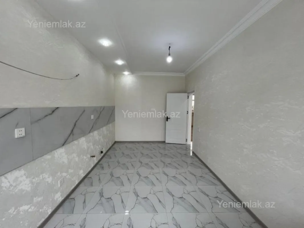Satılır 4 otaqlı həyət evi 140 m²
