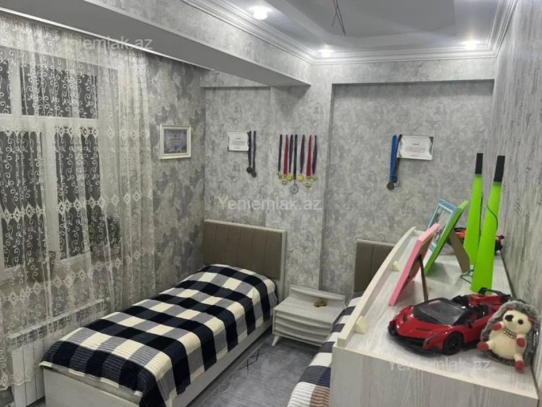 Satılır 3 otaqlı yeni tikili 83 m²