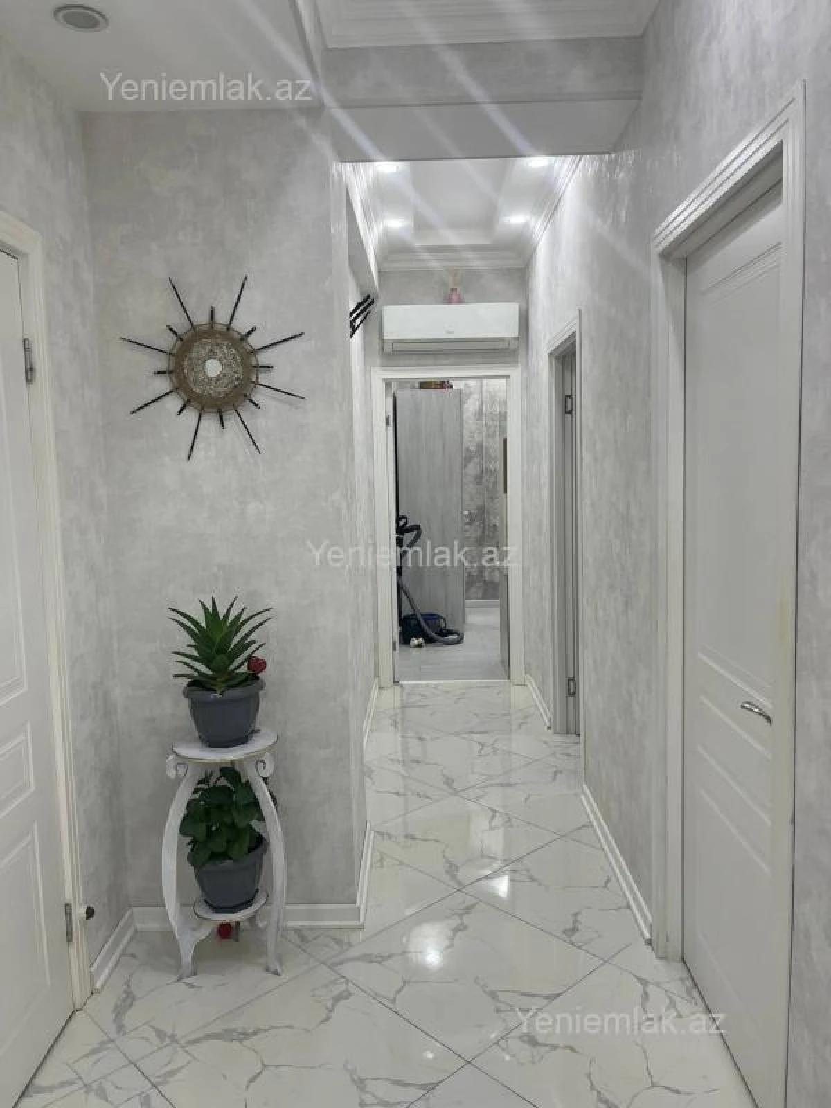 Satılır 3 otaqlı yeni tikili 83 m²