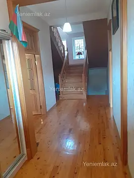 Satılır 6 otaqlı həyət evi 170 m²