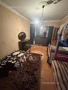 Satılır 2 otaqlı köhnə tikili 60 m²