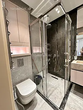 Satılır 3 otaqlı yeni tikili 174 m²