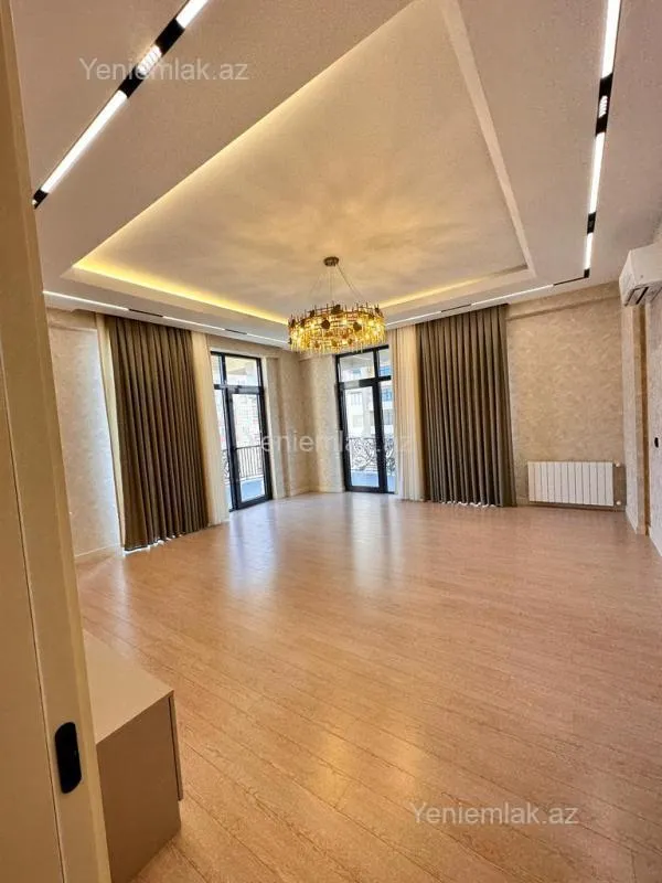 Satılır 3 otaqlı yeni tikili 174 m²