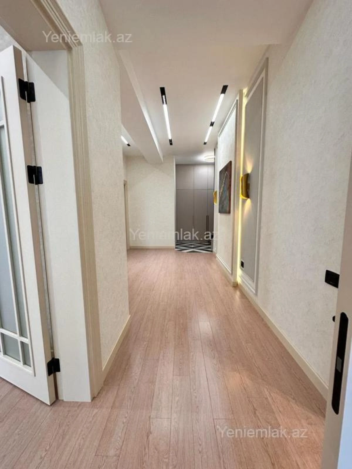 Satılır 3 otaqlı yeni tikili 174 m²