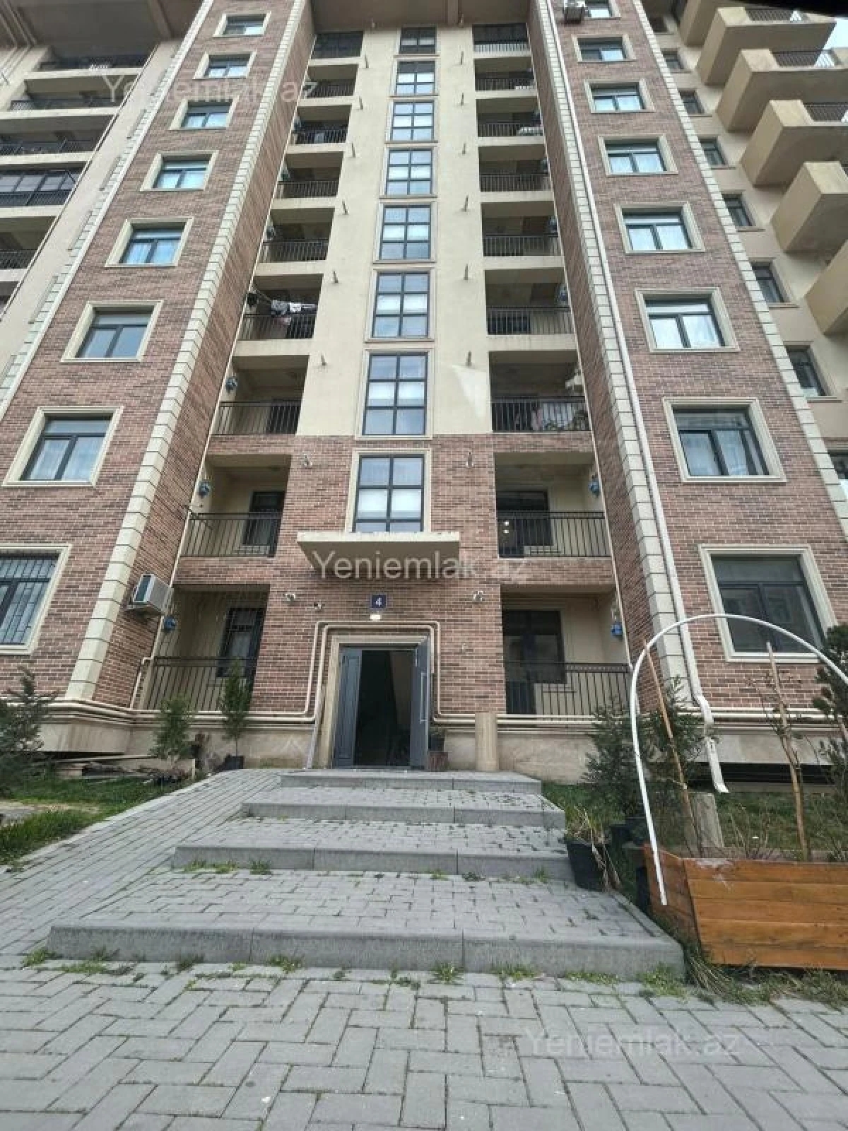 Satılır 4 otaqlı yeni tikili 95 m²