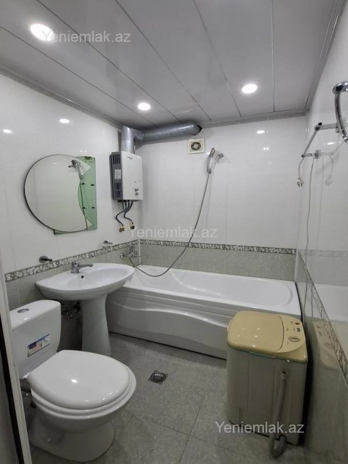 Satılır 1 otaqlı köhnə tikili 30 m²