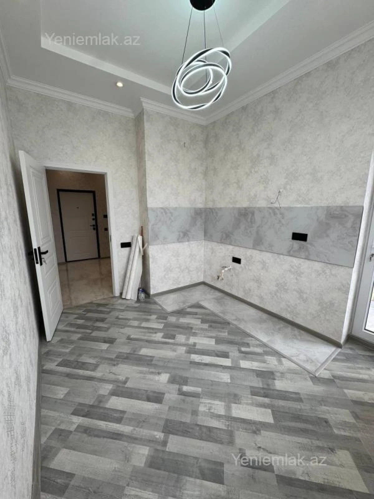 Satılır 2 otaqlı yeni tikili 63 m²