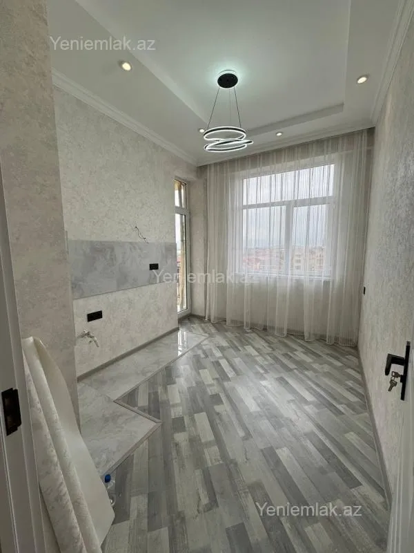 Satılır 2 otaqlı yeni tikili 63 m²