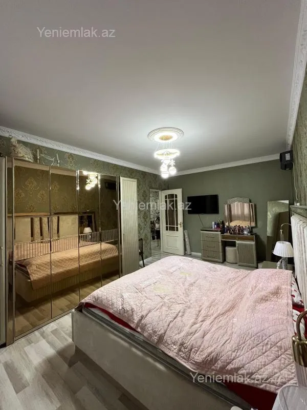 Satılır 4 otaqlı həyət evi 150 m²