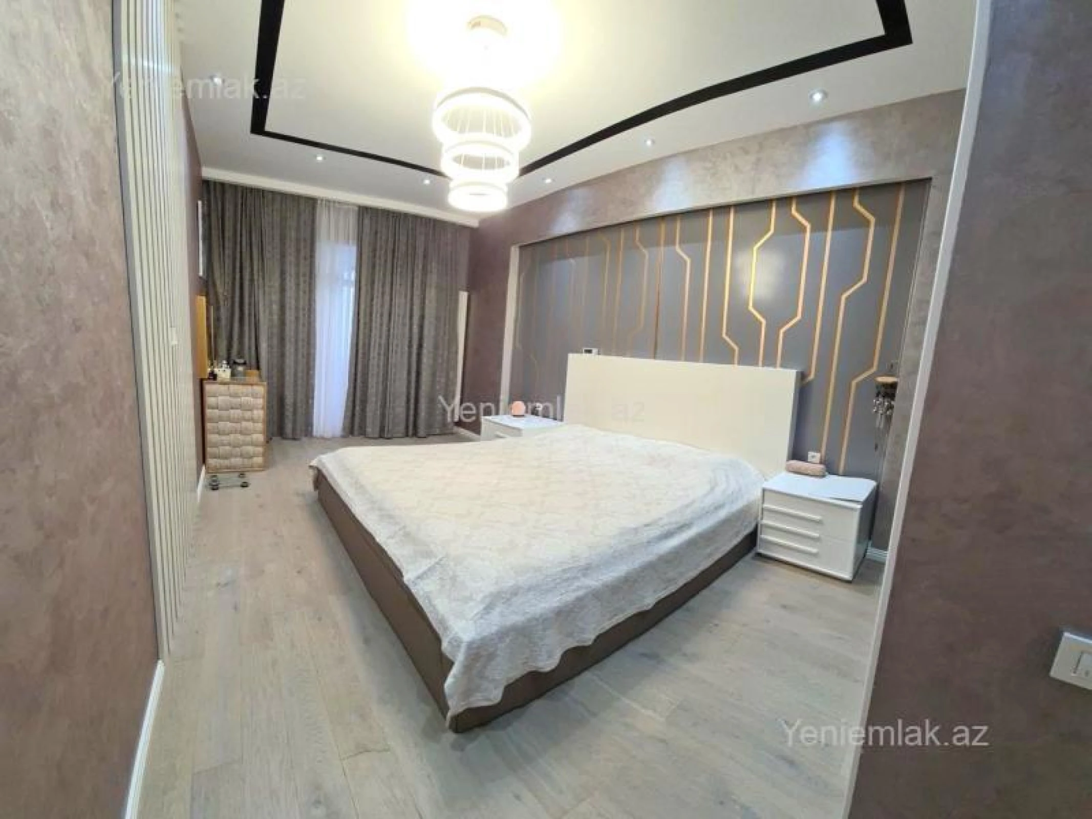 Satılır 3 otaqlı yeni tikili 120 m²