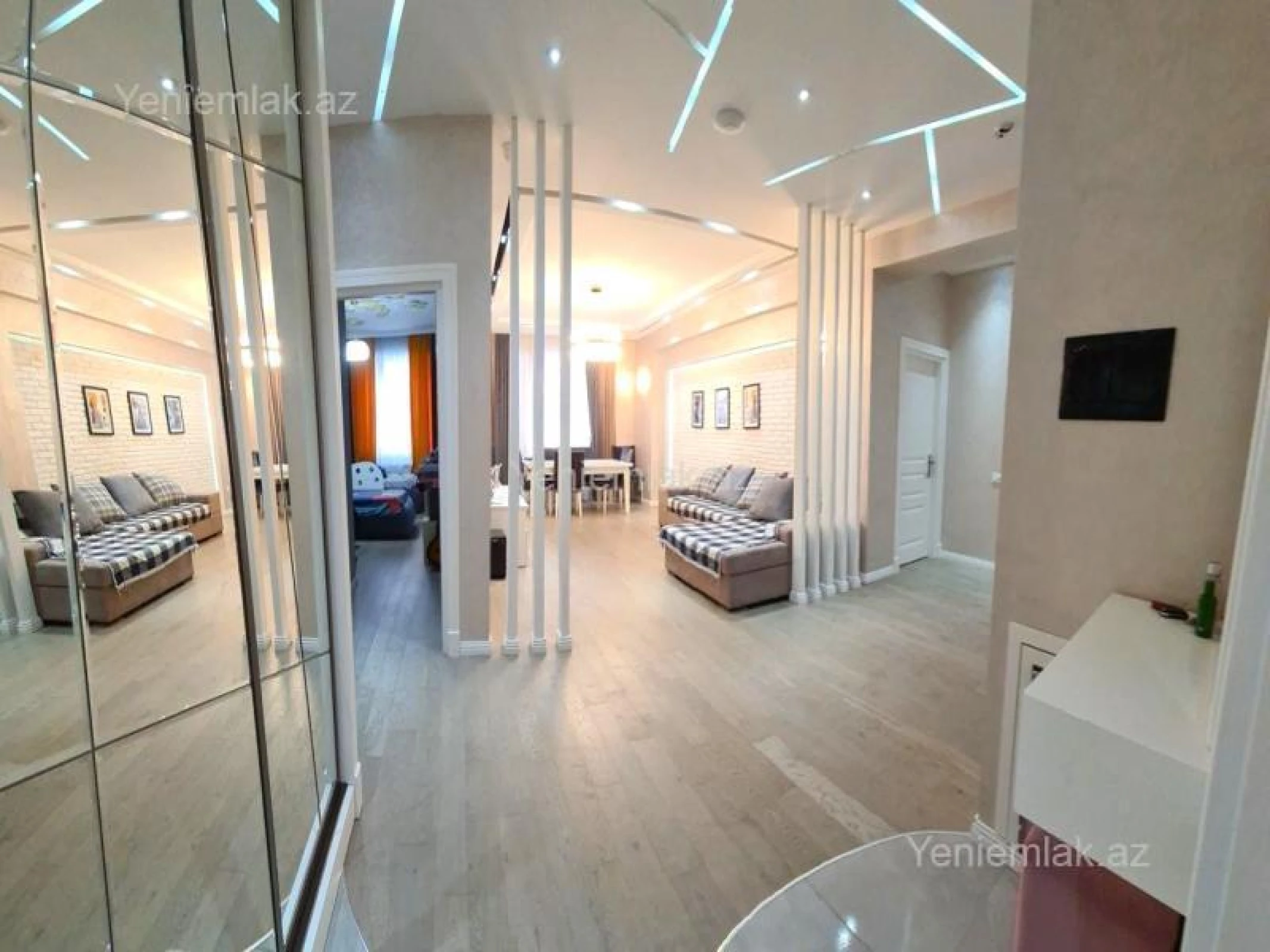 Satılır 3 otaqlı yeni tikili 120 m²